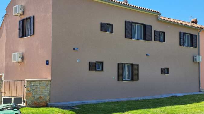 Exterior, Villa Dvori Valtura